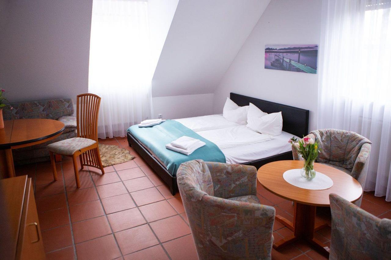 Hotel Sofra Fürth Buitenkant foto